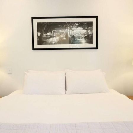 617 Hastings Street Metres To The Beach Noosa Heads Exterior photo